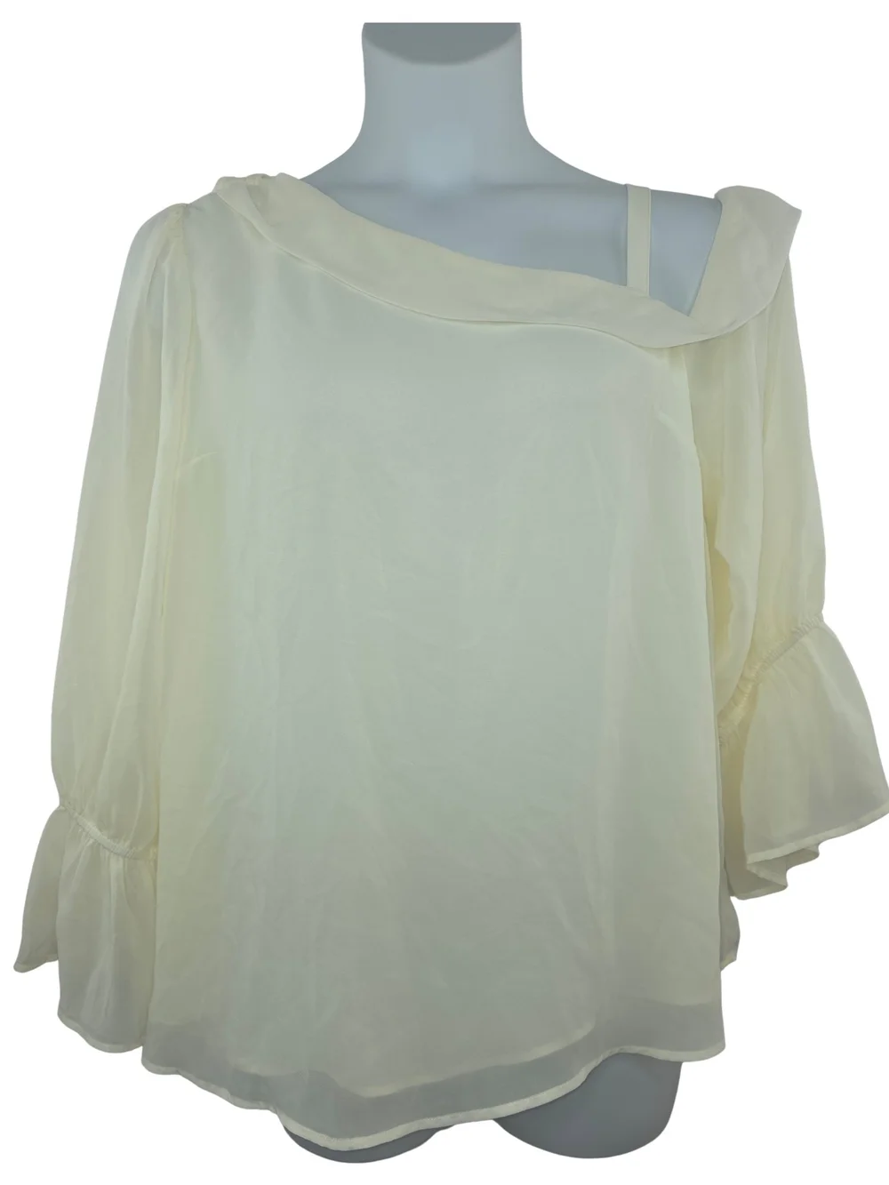 NEW Torrid 0X Size 12 Chiffon Asymmetrical One-Shoulder Blouse White 3692-CT - Picture 8 of 11